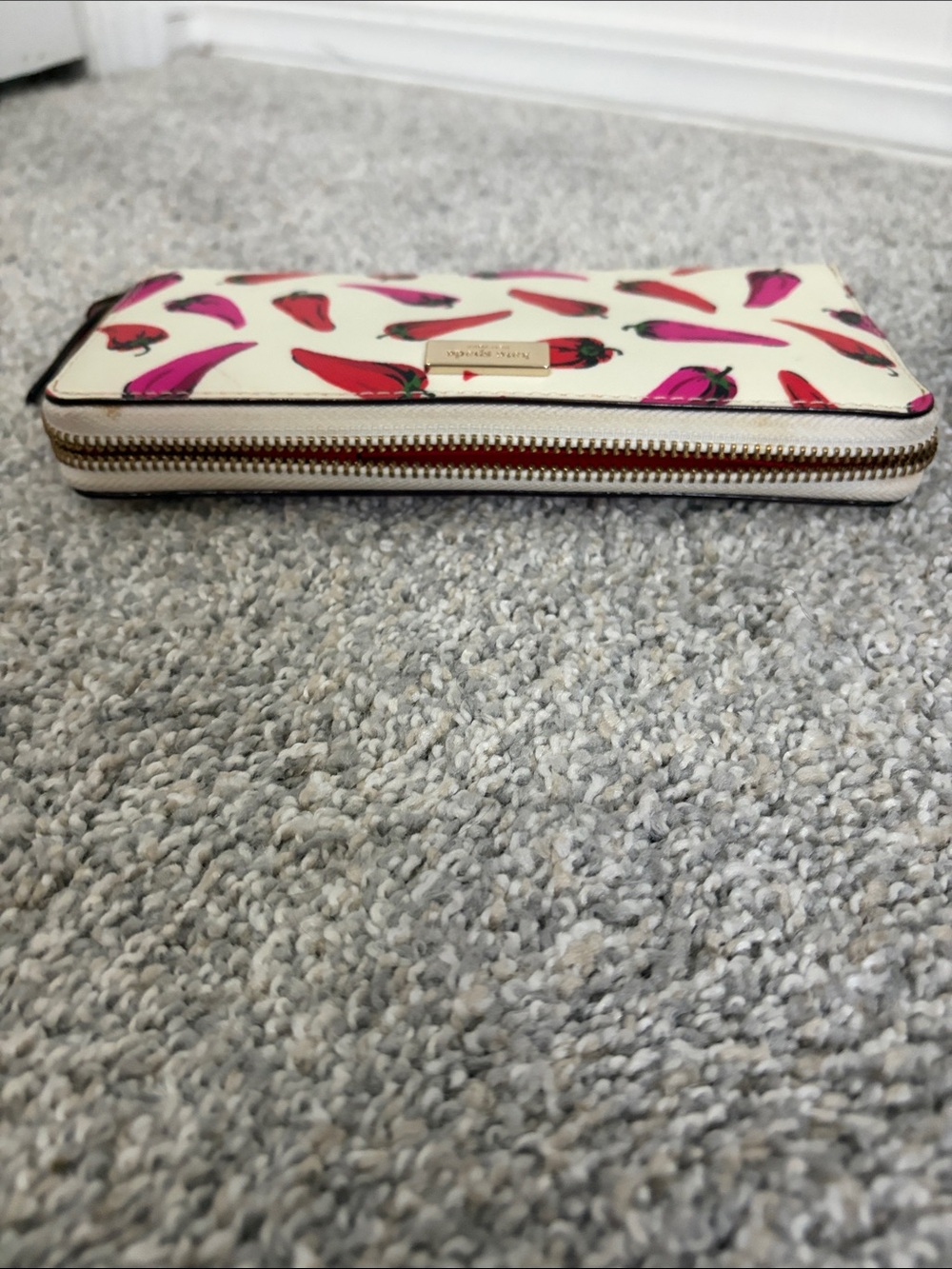 kate spade Cream Zip-Around Wallet with Red & Pink Pepper Pattern - Picture 3 of 7